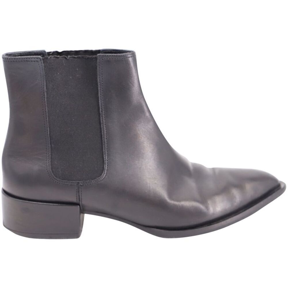 Vince Pointed-Toe Low Heel Ankle Boots in Black Leather